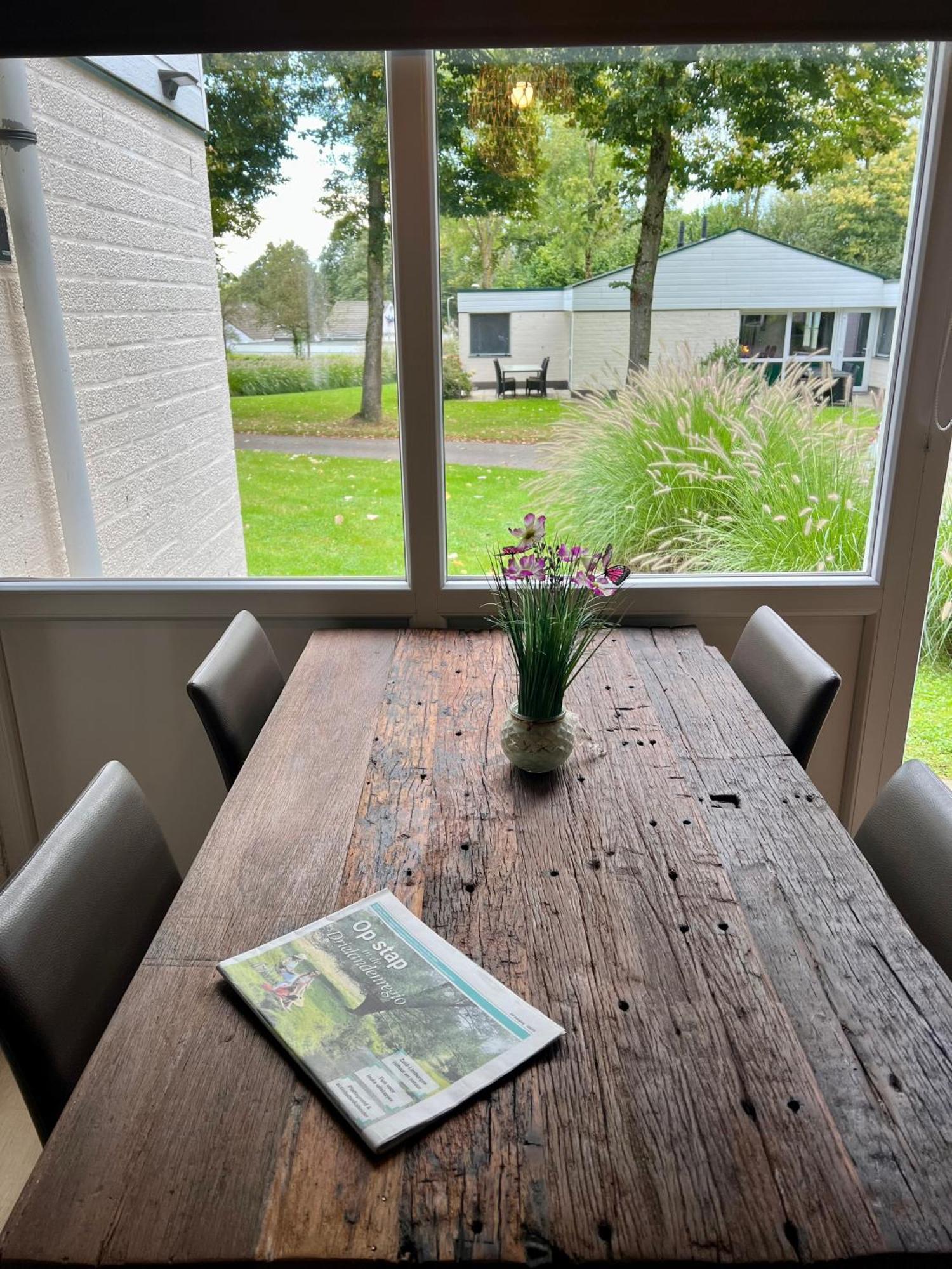 Gehele Bungalow Zuid-Limburg Op Een Park Simpelveld Exterior photo